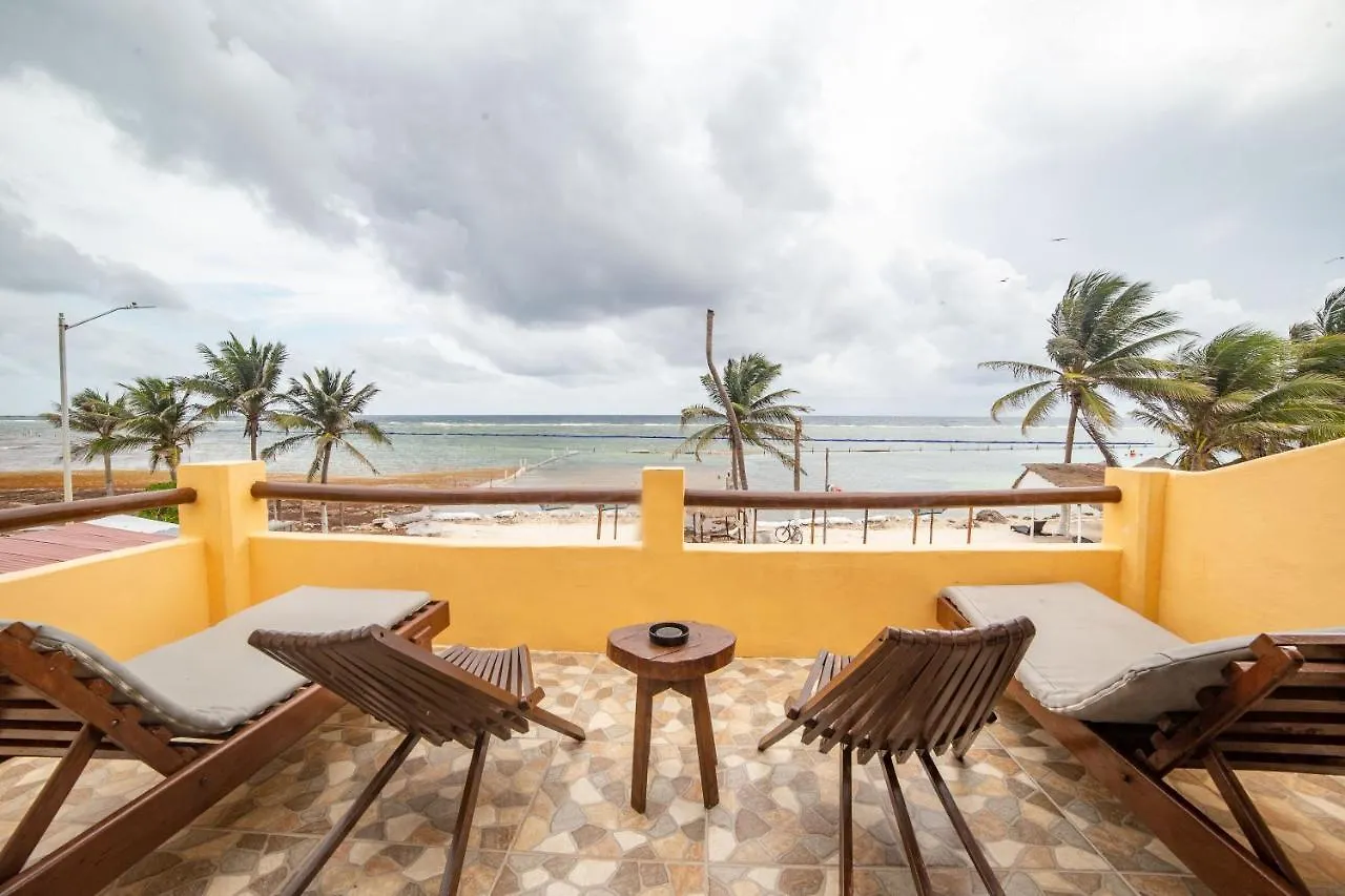 Mahasand Suites Mahahual 3*,  Messico